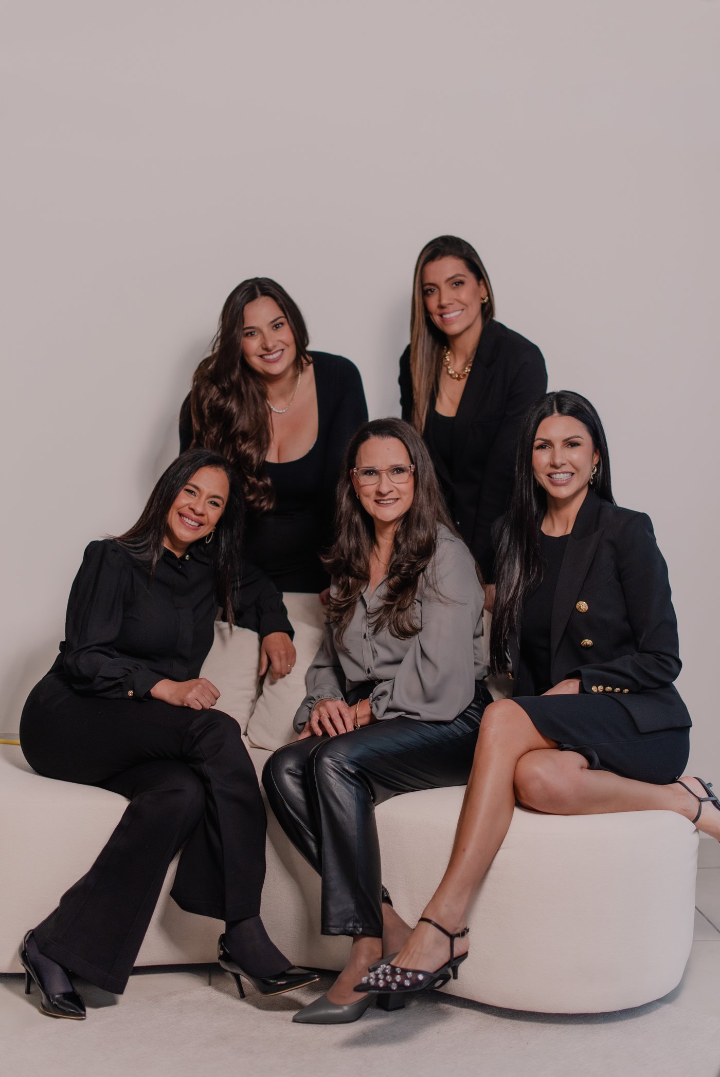 As cinco fundadoras do MOVE — Mulheres em Movimento